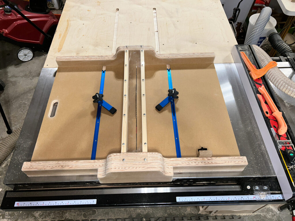 How to Build a Crosscut Sled for a Table Saw